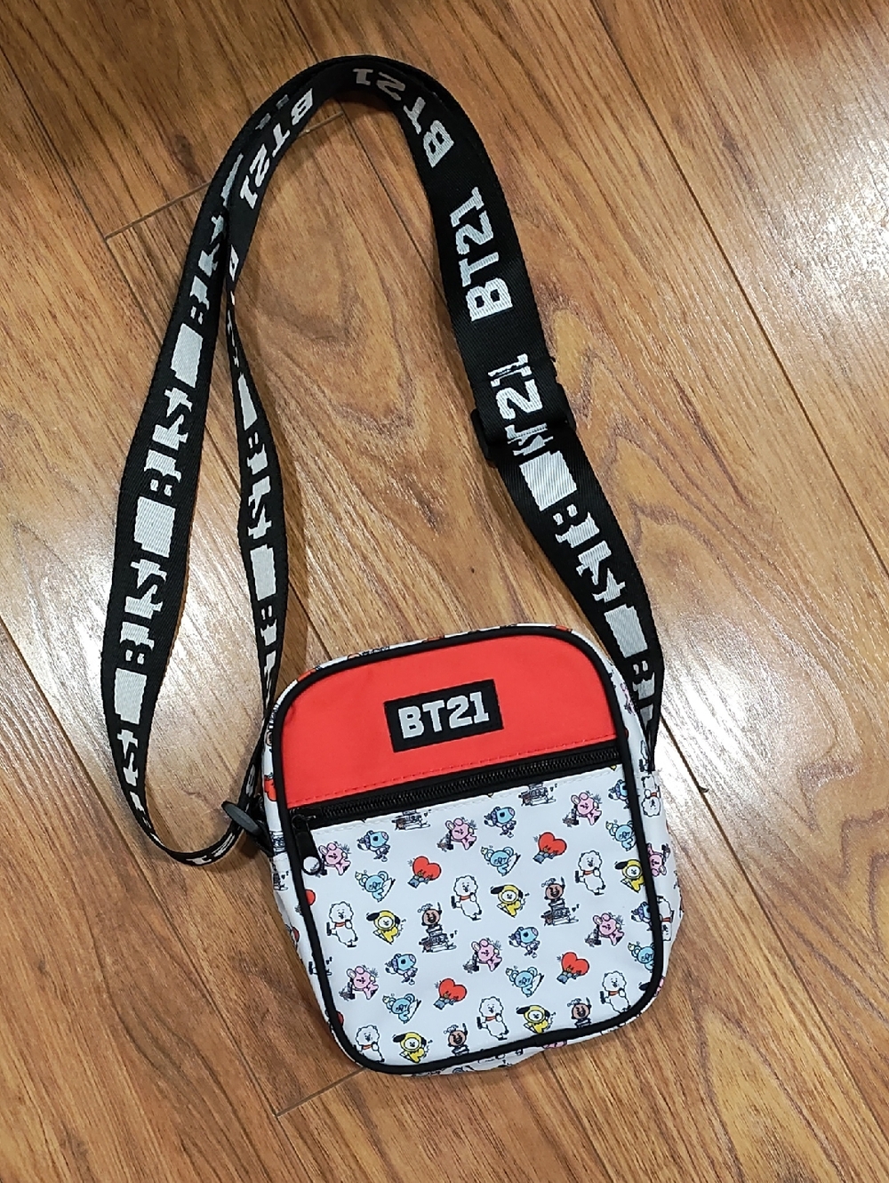 BT21 Kids Crossbody Bag – Red and White Character Print